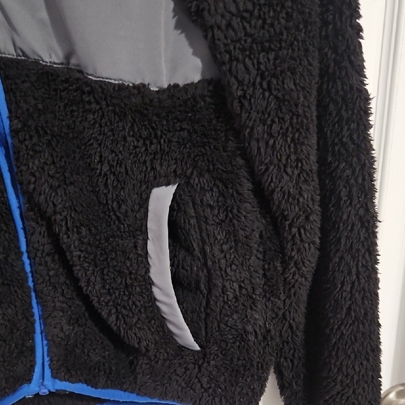 Eddie Bauer Black Fleece Jacket with Blue Zipper M 10/12 - Picture 6 of 7